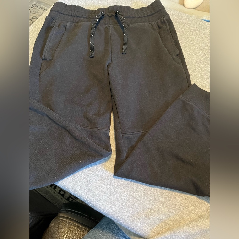 🌵 Boys Athletic Works Sweatpants